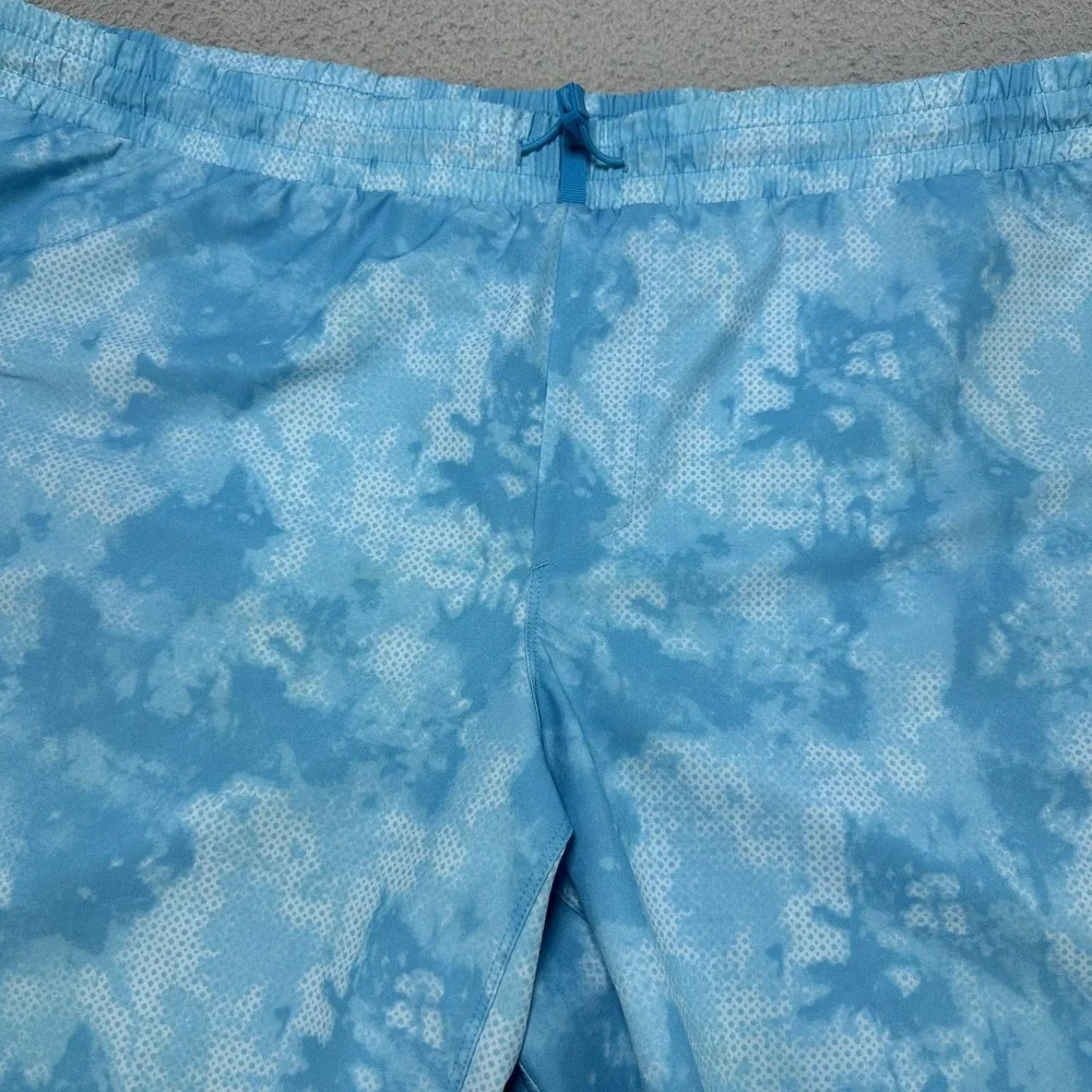 All In Motion Shorts Mens 2XL Blue Tie Dye Stretch Swim Trunks Quick Dry Pockets